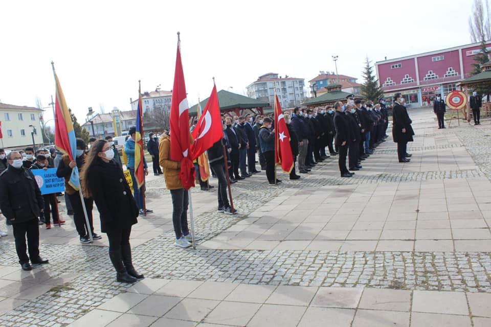 canakkale zaferi nin 106 yil donumunde sehitlerimiz saygiyla anildi